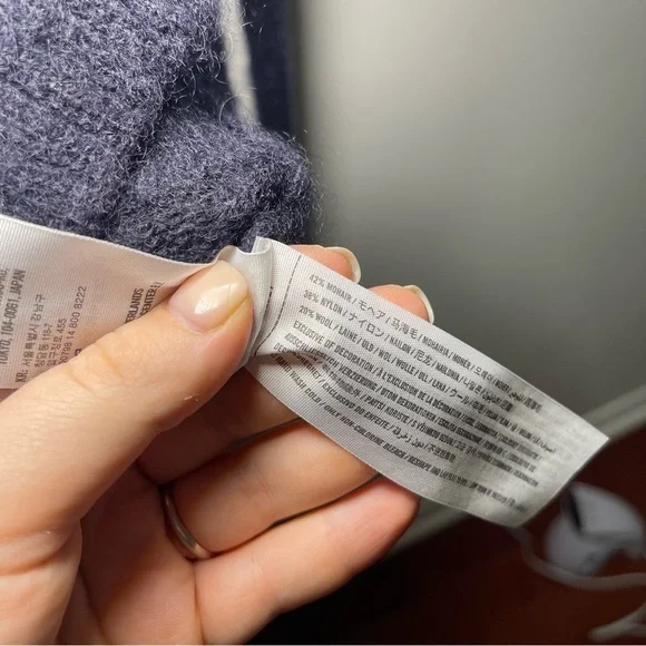 Abercombie & Fitch Women's navy V neck mohair wool blend casual cardigan in XS - Picture 7 of 8